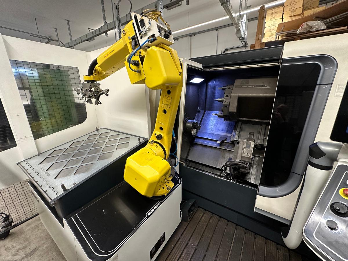 DMG MORI CTX beta 800 linear + Robo2Go 5