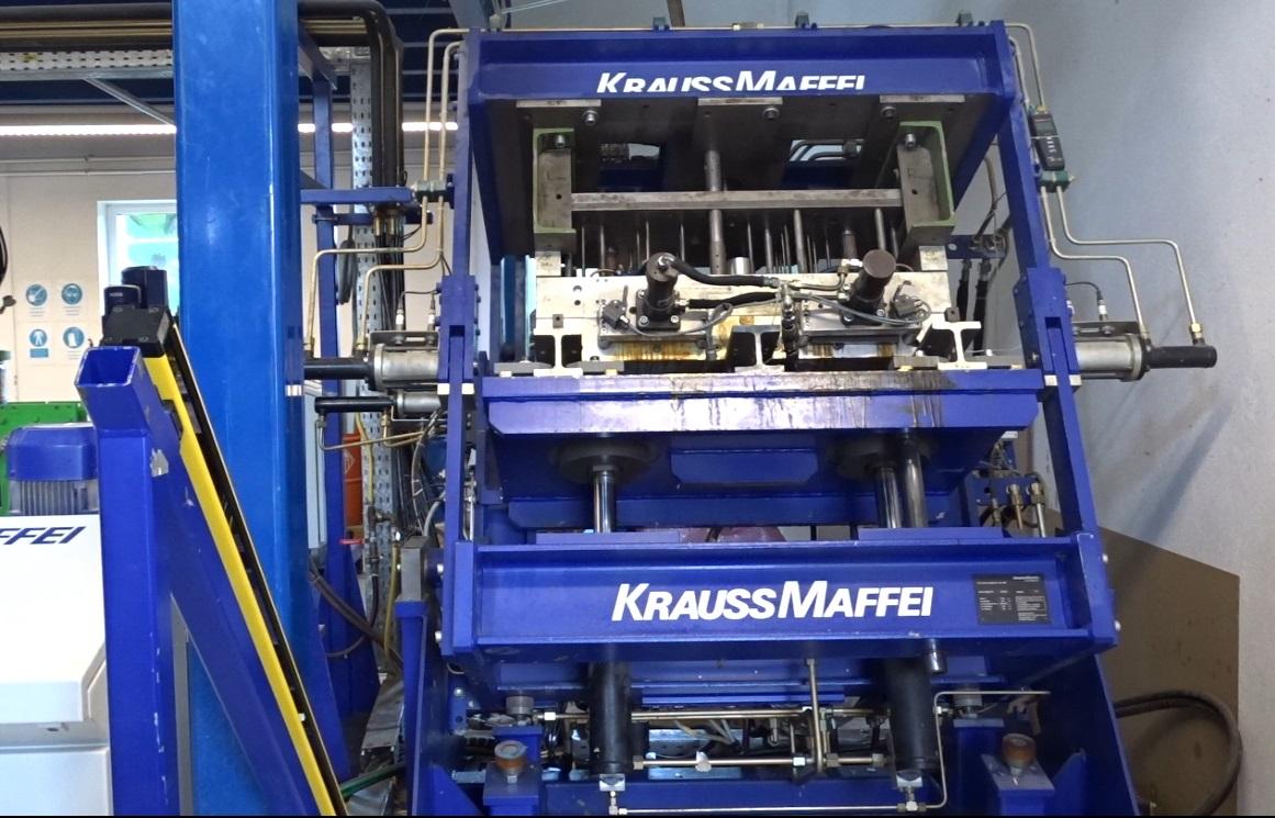 Krauss Maffei PU Schäumanlage 0